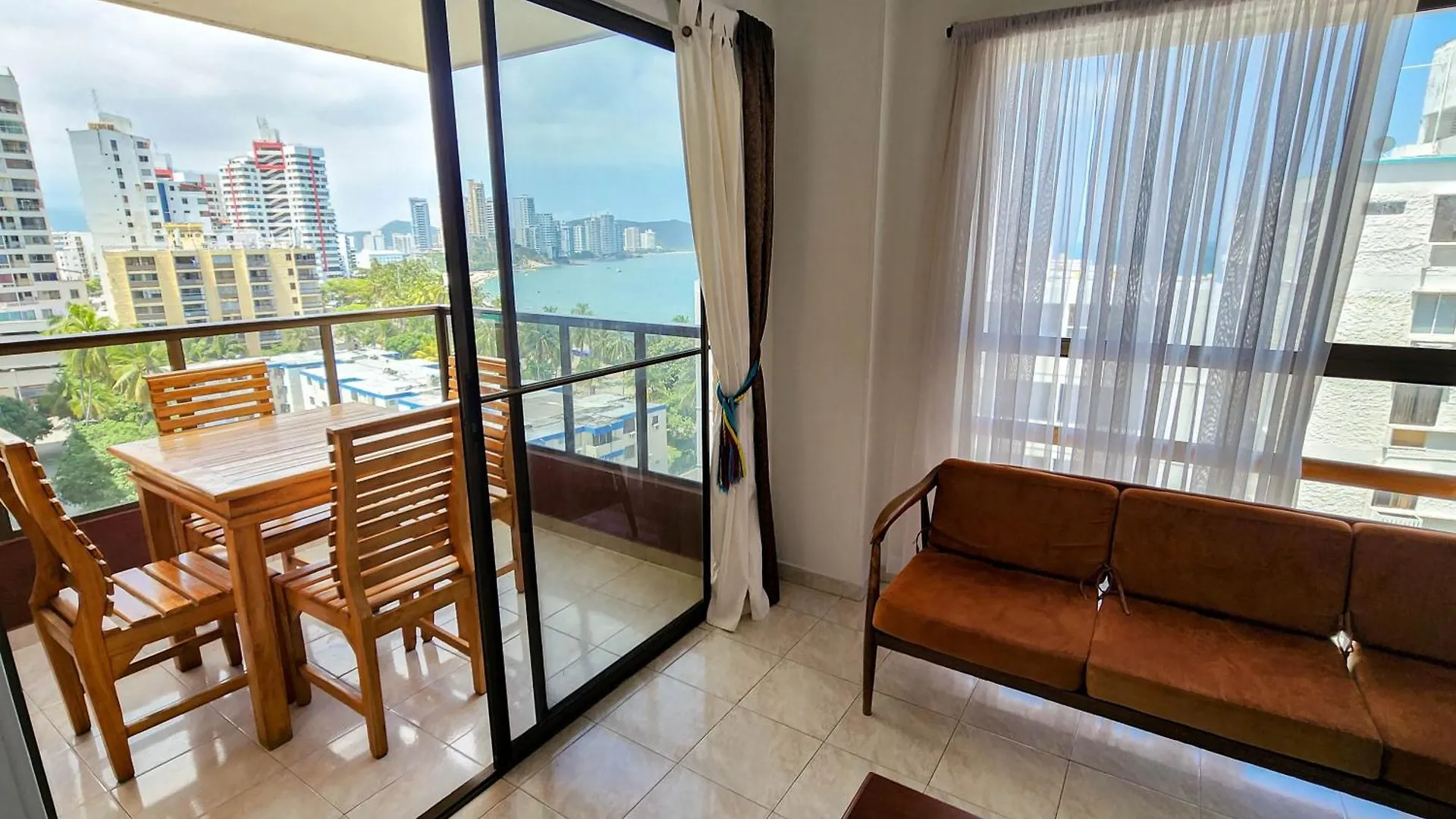 Apartment Apartamentos Cerca A La Playa, Los Laureles - By Bedviajes Santa Marta