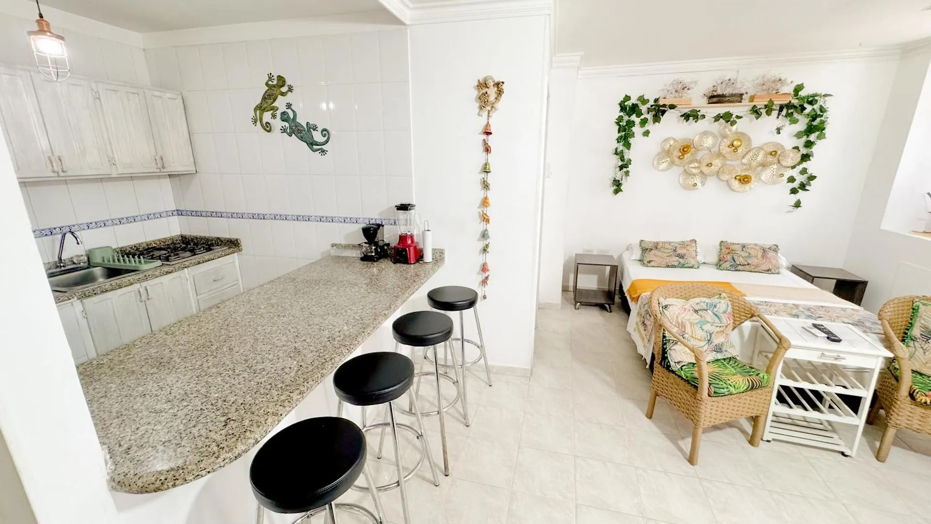 Apartment Apartamentos Cerca A La Playa, Los Laureles - By Bedviajes Santa Marta